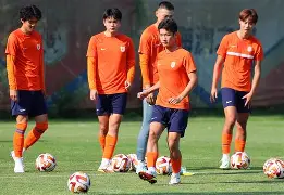 ag体育网址-风云突变！山东泰山冲刺阶段主帅复盘，欧冠版图或变，引发热议，高层口径保持一致